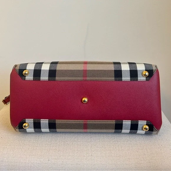 Burberry Medium Red/Beige House Check Banner Bag - Picture 5 of 15